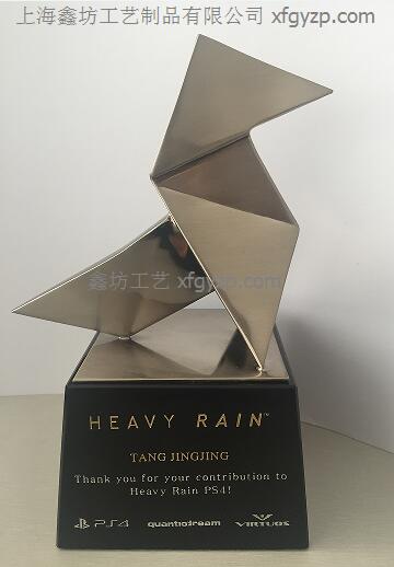 ά��ʿ������Ϸ��ֽ������������